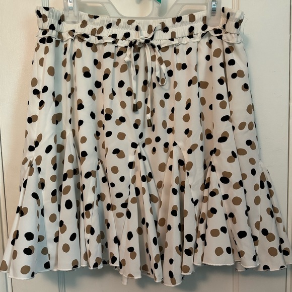 Chic Soul Dotted Mini Skirt XL - Picture 1 of 3